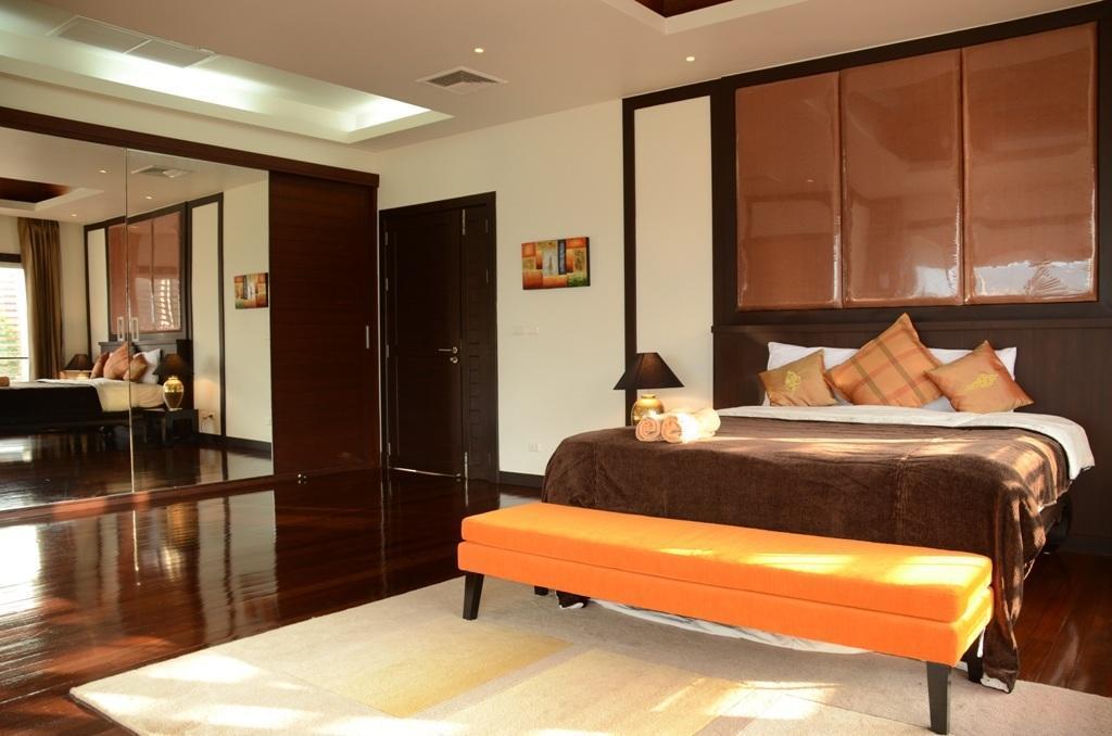 Aw One Patong Villa Exterior photo